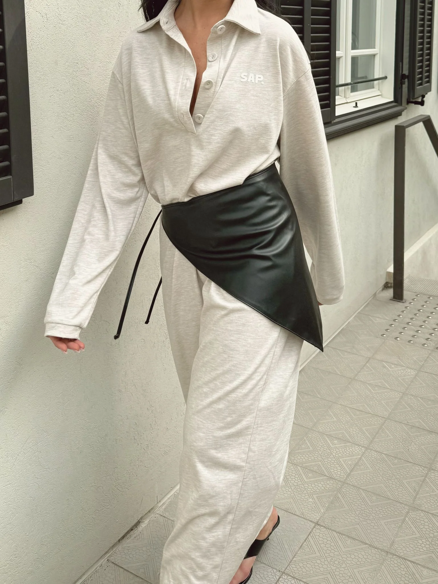 BLACK STRAP - Image 3