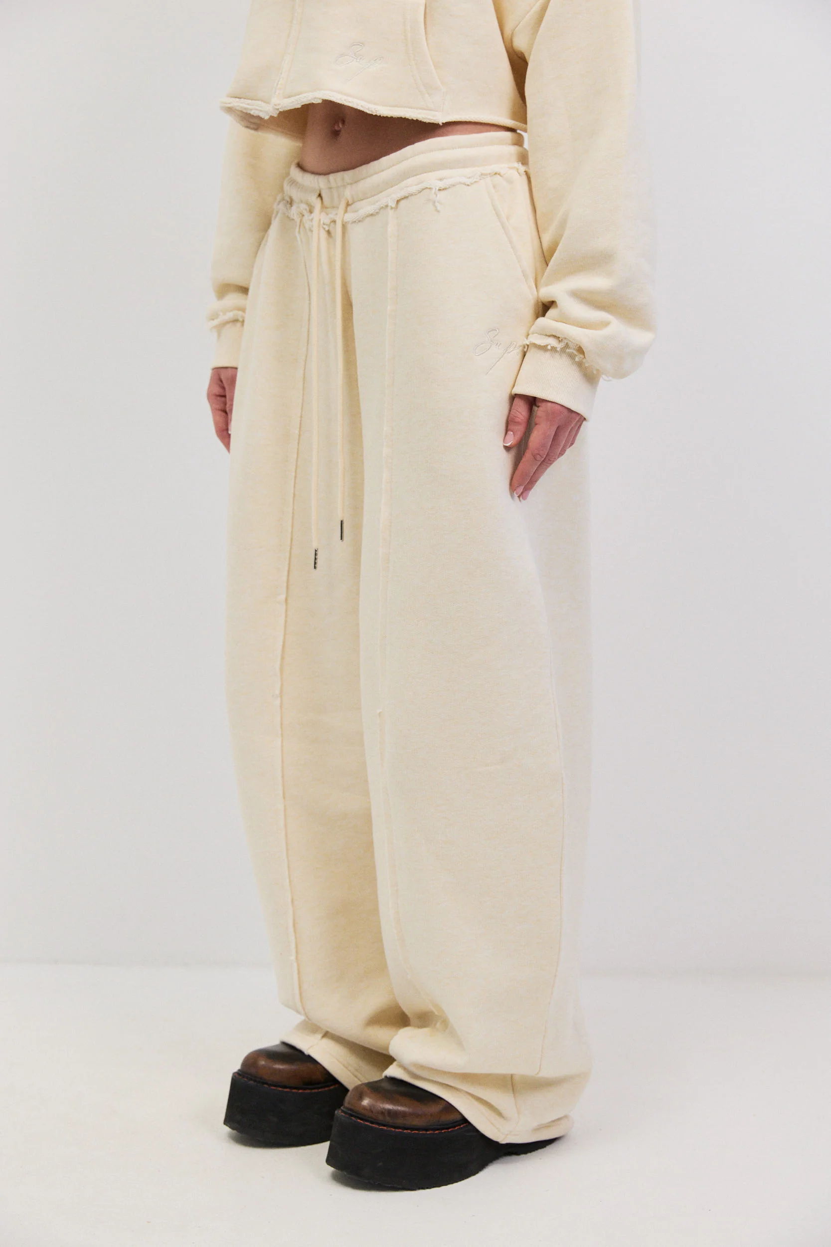 DEMA SET - CREAM - Image 3
