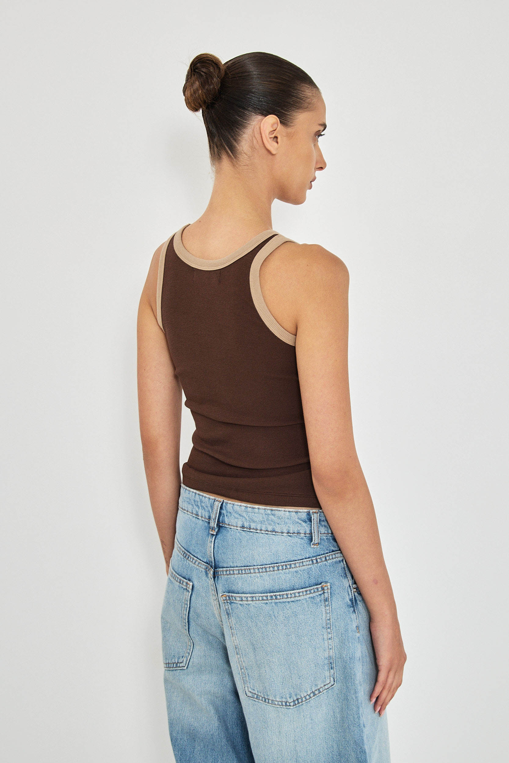 ELI TANK TOP - BRWON - Image 3